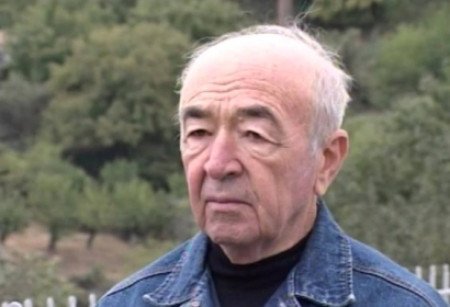 Ուշ-ուշ են գալիս, բայց ոչ ուշացած, գալիս են նրանք ճիշտ ժամանակին. այսօր ՀՀ վաստակավոր բժիշկ, բարերար Կառլեն Եսայանի տարեդարձն է ՝ 85-ամյակը