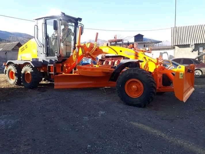 12 խոշորացված համայնք ստացել է ավելի քան 717 միլիոն դրամի գյուղատնտեսական և կոմունալ սպասարկման տեխնիկա