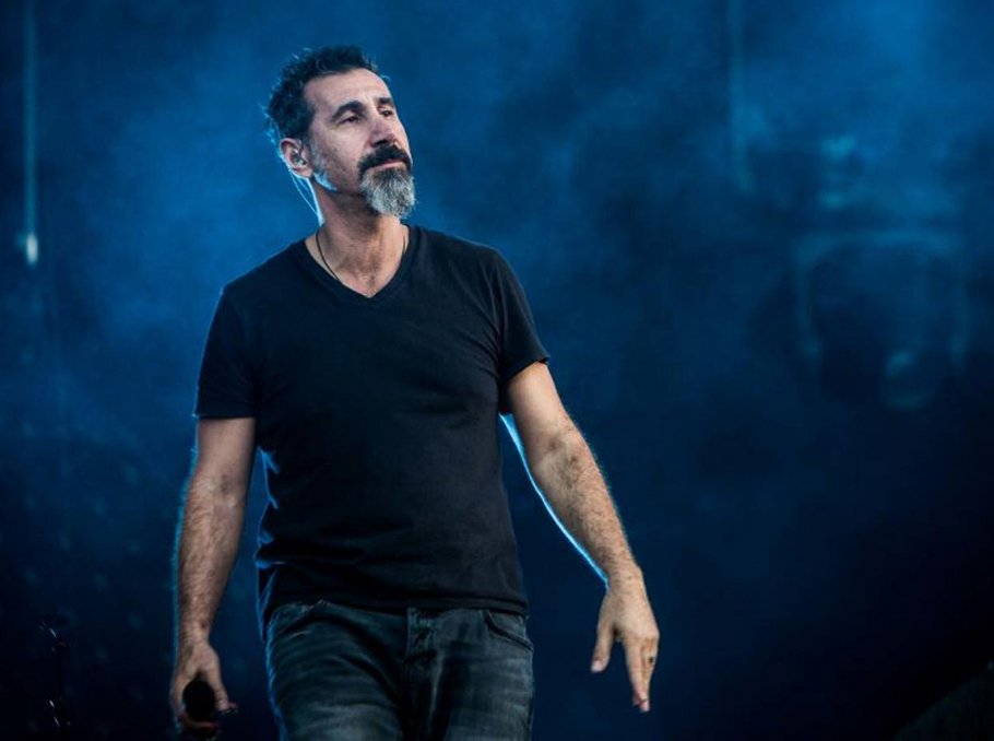 Այսօր հայազգի աշխարհահռչակ ռոք երաժիշտ Սերժ Թանկյանի ծննդյան օրն է