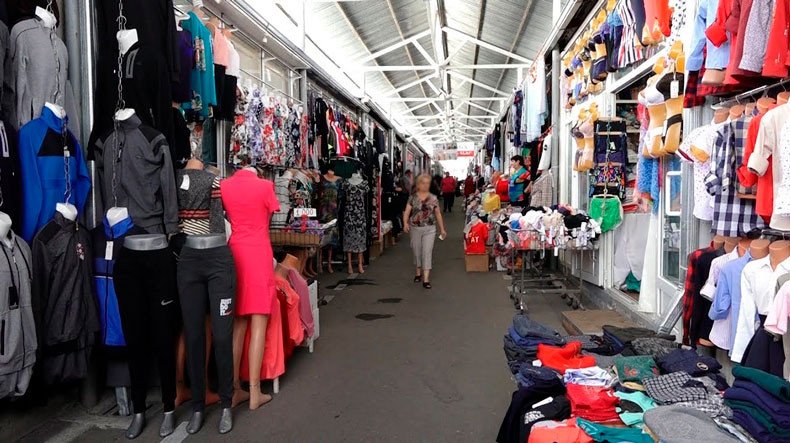 Ռեպորտաժը հագուստի ներկրմամբ և մեծածախ առևտրով զբաղվող անձանց բողոքի ակցիայի վերաբերյալ