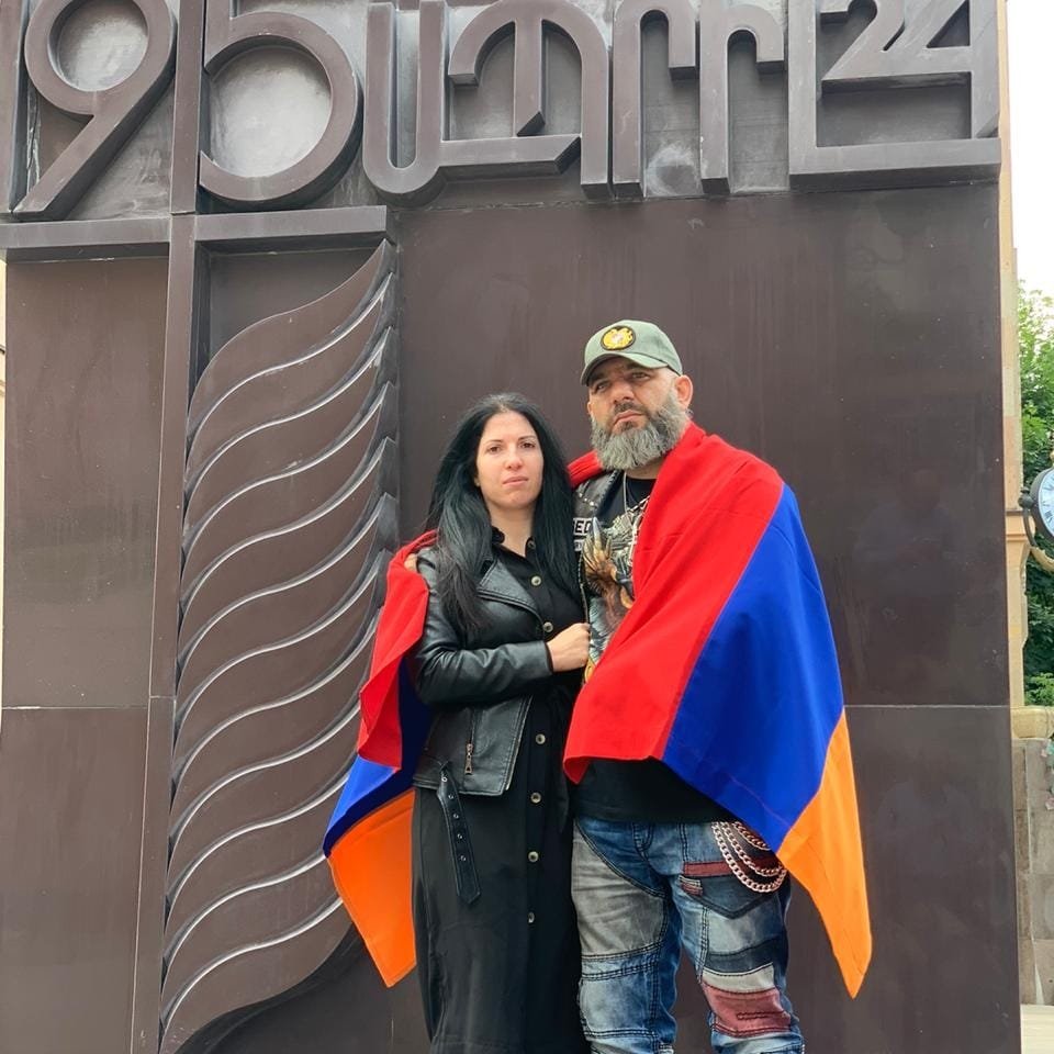 Օրերս շատ անկեղծ զրույց ունեցանք <<Ծիրանային պատերազմ>>-ից հայտնի Վահեի հետ