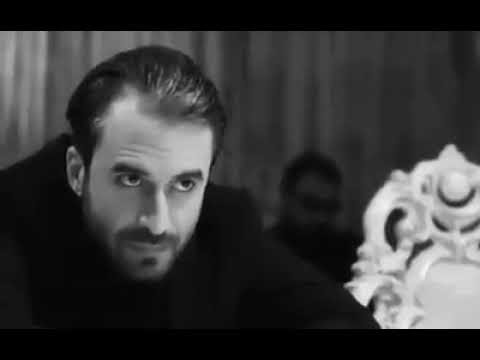 Էս մի երկիր ա,որտեղ իր կնոջը ռեժիմով ծեծող, իր կնոջը ,որպես խոհանոցի կահույք վերաբերվող , տան բյուջեյով հենց իր դղյակում ,մարմնավաճառների ու քածերի հետ իր սեքսուալ երևակայությունը իրագործող հայը, մեկ էլ կտեսնես, էսօր այլասեռվածության դեմ ա պայքարում