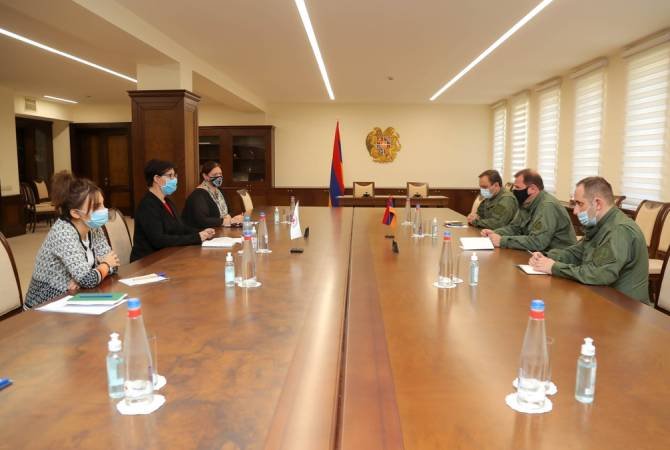 Տոնոյանը ԿԽՄԿ-ի հետ քննարկել է կրակի դադարեցման և զոհվածների մարմինների փոխանակման ընթացակարգը