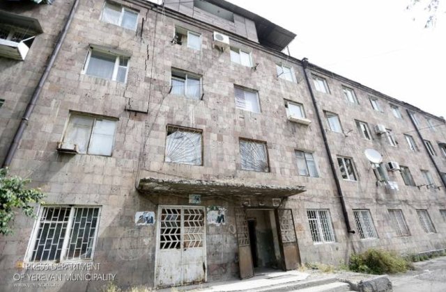 119,5 մլն դրամ՝ Երևանի վթարային շենքերի բնակիչներին նվիրաբերած բնակարանների եկամտային հարկի պարտավորության մարմանը