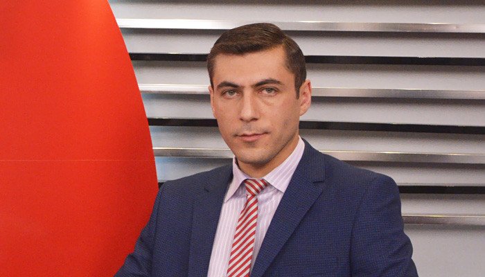 Առաջիկա գիշերը և հատկապես առավոտյան բոլոր ավտոճանապարհները պատվելու են մերկասառույցով. Գագիկ Սուրենյան