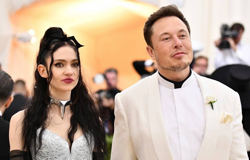 Իլոն Մասկի նախկին ընկերուհին պատրաստվում է տիեզերքում լեսբուհիների միություն հիմնել