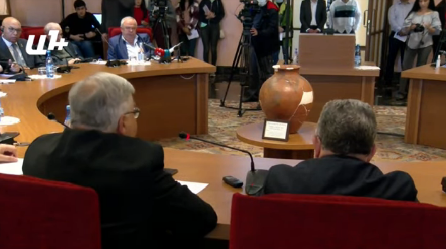 Կաթողիկոսների մասնակցությամբ գիտաժողով` նվիրված Կարսի եւ Մոսկվայի պայմանագրերի 100֊ամյակին. ՈՒՂԻՂ (տեսանյութ)