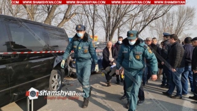 Ողբերգական դեպք Արմավիրի մարզում. 07-ը բախվել է 2 Nissan-ների. ըստ նախնական տեղեկությունների՝ վարորդը հանկարծամահ է եղել