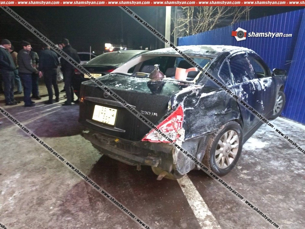 Կոտայքի մարզում 23–ամյա վարորդը Niva-ով բախվել է կայանված Nissan-ին ու Opel-ին, Opel-ն էլ առաջ ընթանալով՝ վրաերթի է ենթարկել հետիոտնին.