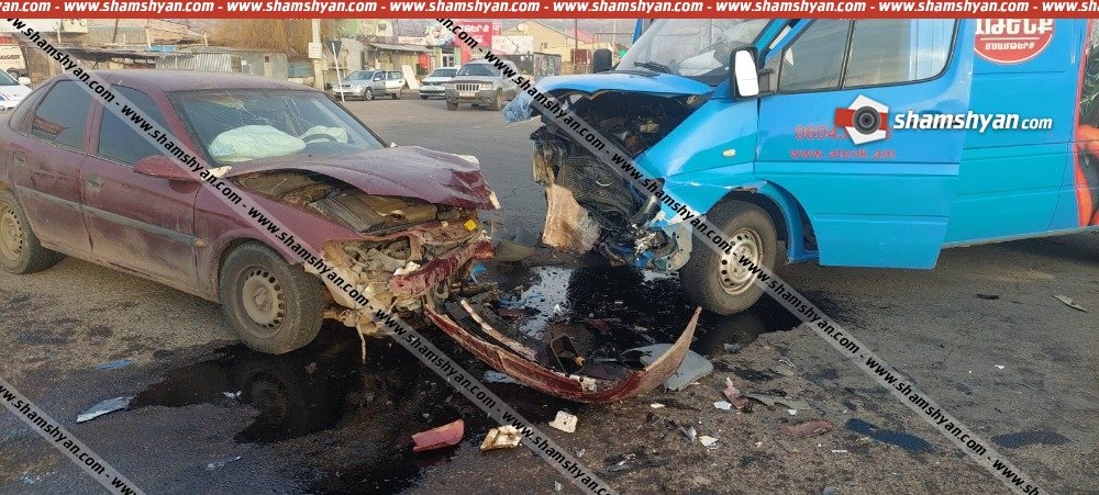 Ավտովթար՝ Արագածոտնի մարզում. բախվել են Opel-ն ու բեռնատար Mercedes-ը.