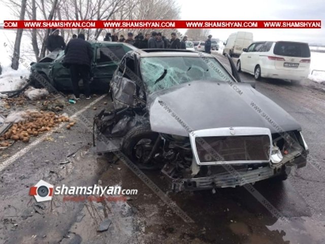 Ողբերգական ավտովթար՝ Գեղարքունիքի մարզում. Զոլաքարում բախվել են Mercedes-ն ու Volkswagen Vento-ն, մահացածին ավտոմեքենայից դուրս են բերել փրկարարները, կա 4 վիրավոր.