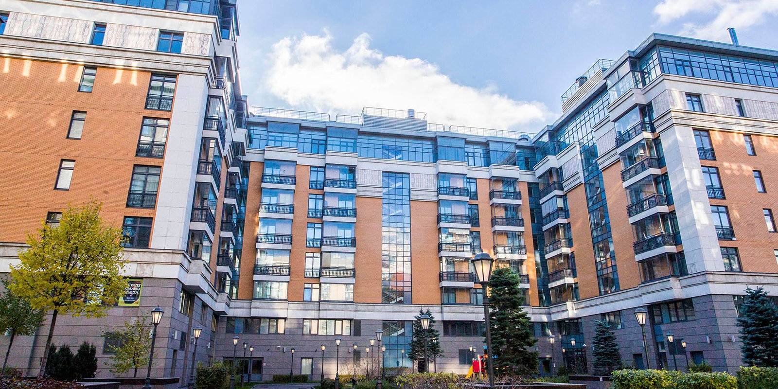 ԱԺ-ն ընդունեց ռազմաուսումնական հաստատությունն ավարտած սպային Երևանում բնակարանով ապահովելու նախագիծը