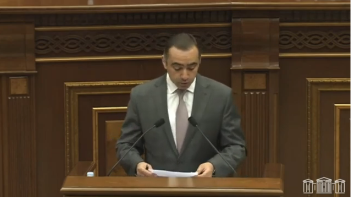 Ահռելի մեծ ծավալների է հասել ՀՀ քաղաքացիություն ստանալու համար դիմողների թիվը. Ֆիդանյան